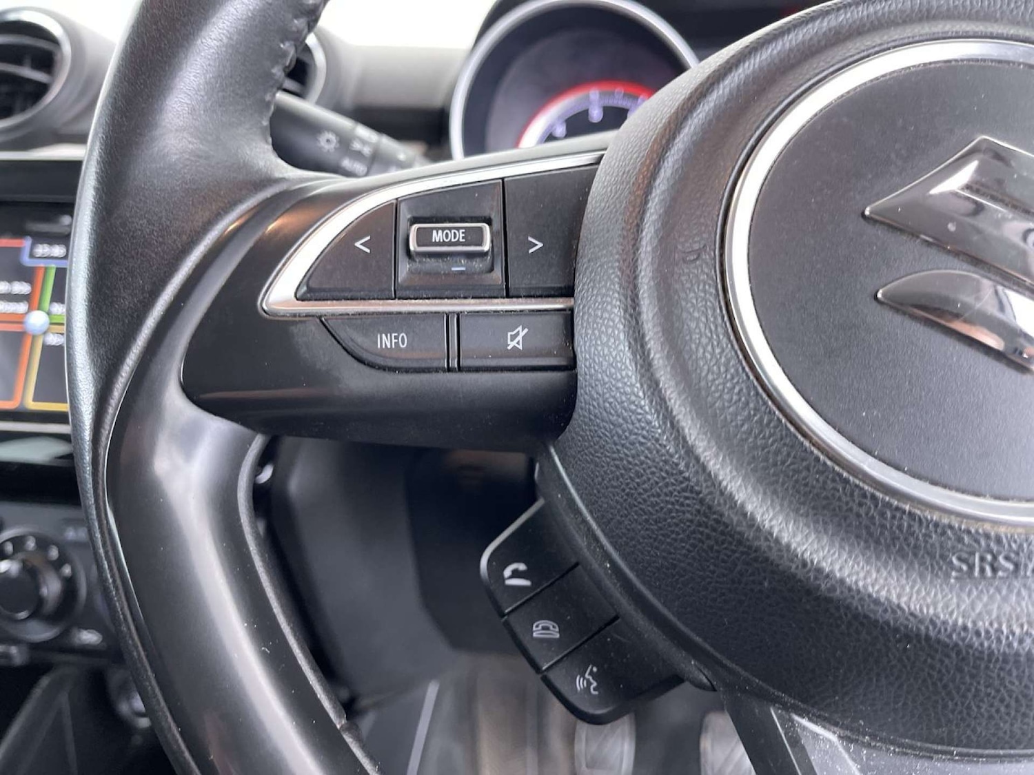 Used Suzuki Swift 2019 for sale - 76919159: Photo 51