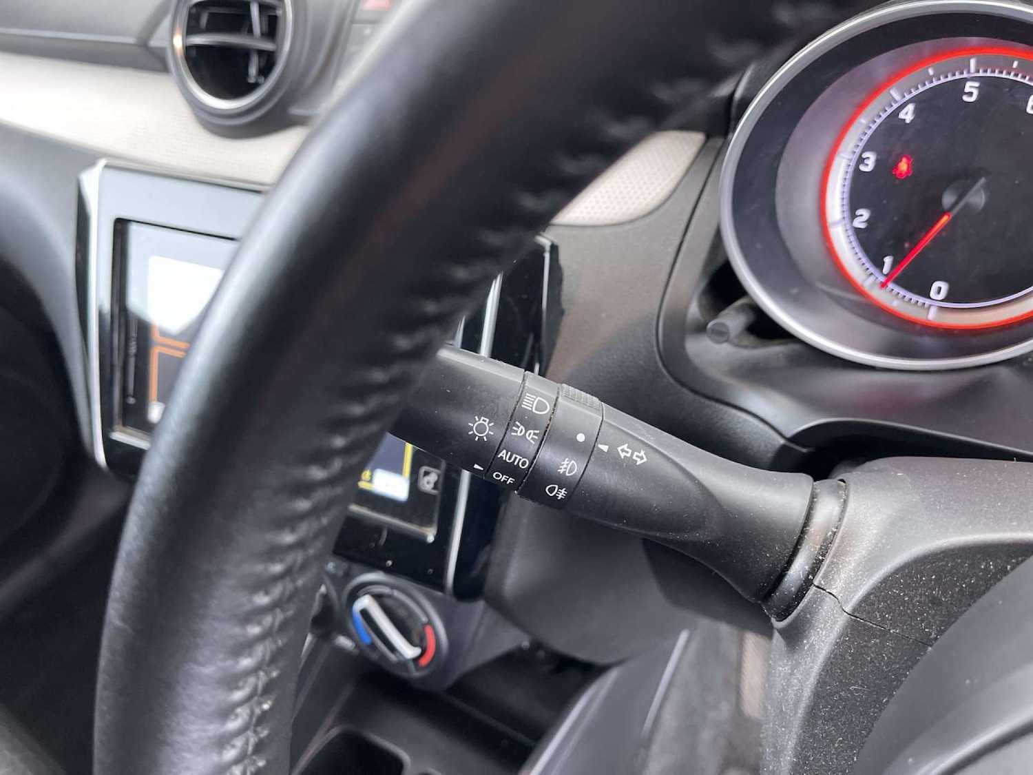 Used Suzuki Swift 2019 for sale - 76919159: Photo 52