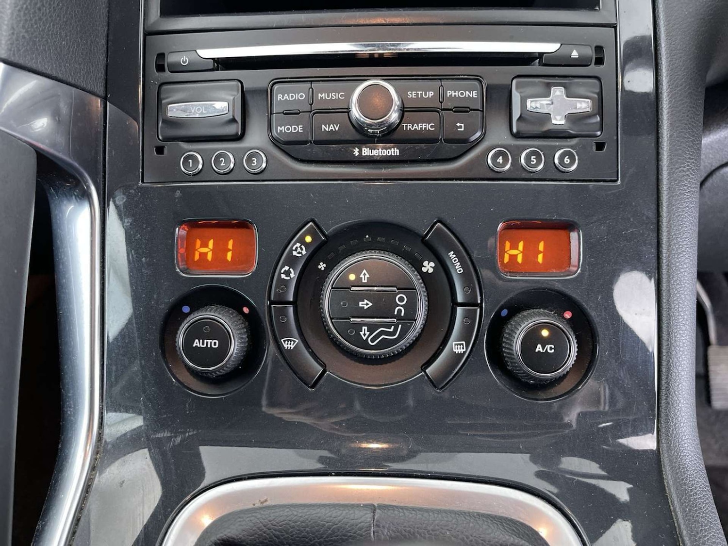 Used Peugeot 3008 2015 for sale - 76709125: Photo 43