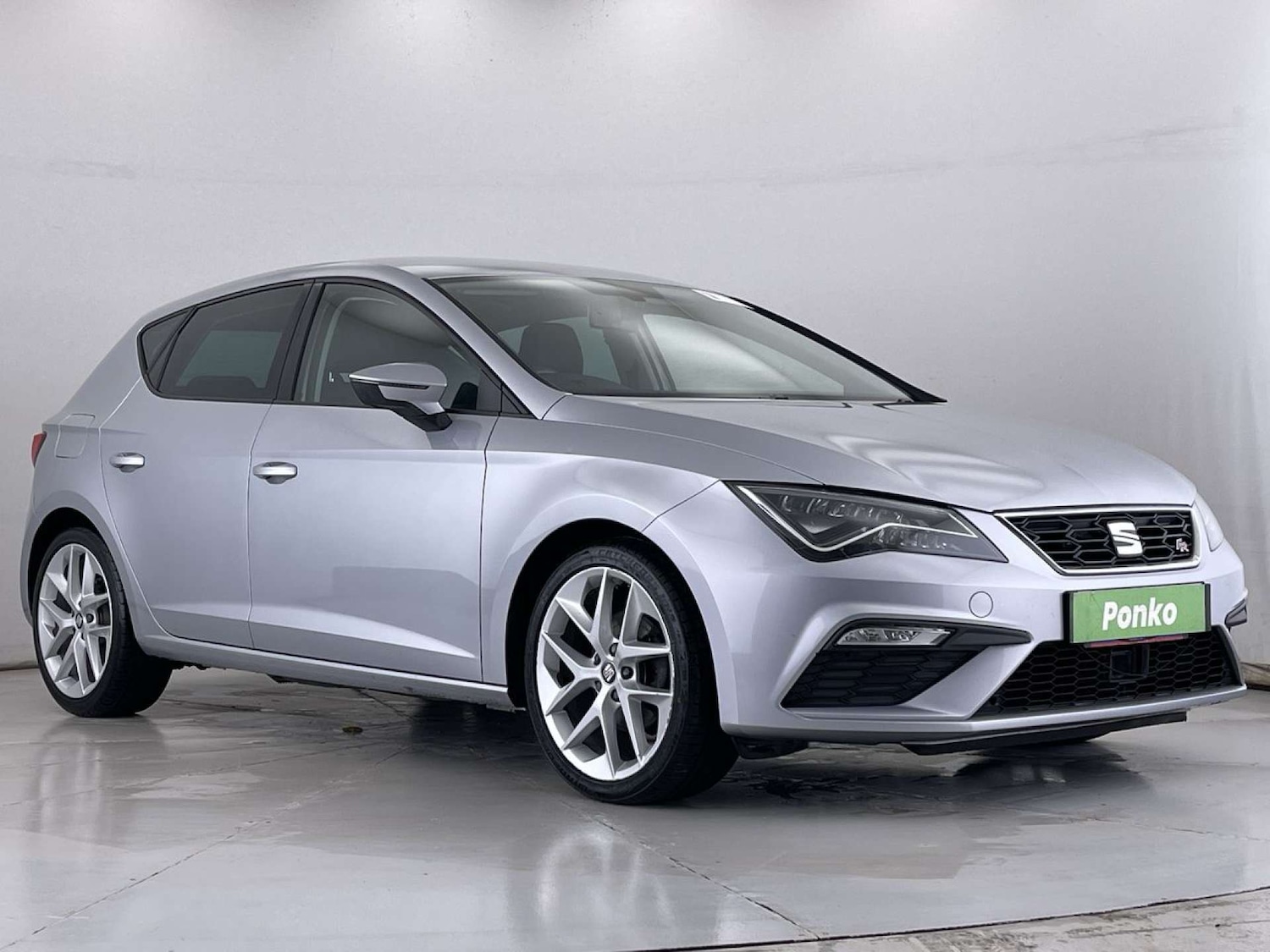 Used SEAT Leon 2017 for sale - 76319739: Photo 1