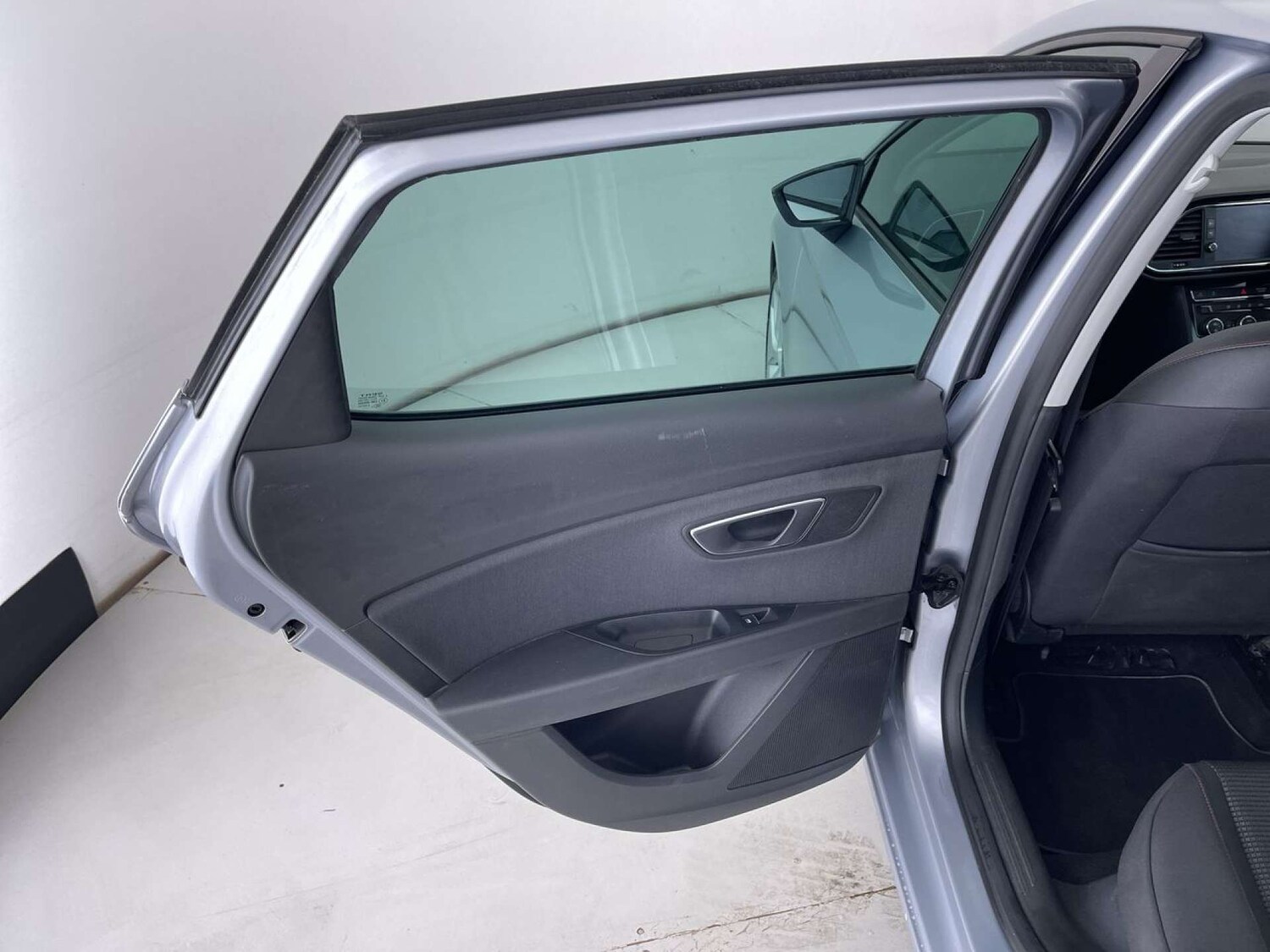 Used SEAT Leon 2017 for sale - 76319739: Photo 28