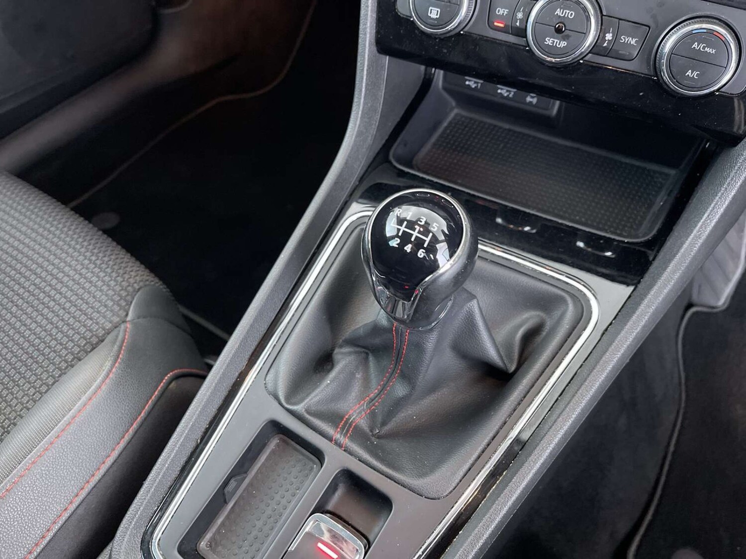 Used SEAT Leon 2017 for sale - 76319739: Photo 47