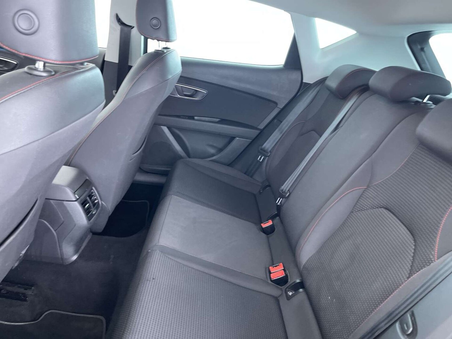 Used SEAT Leon 2017 for sale - 76319739: Photo 9