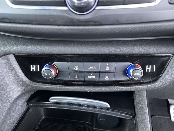 Used Vauxhall Insignia 2018 for sale - 76182696: Photo 41