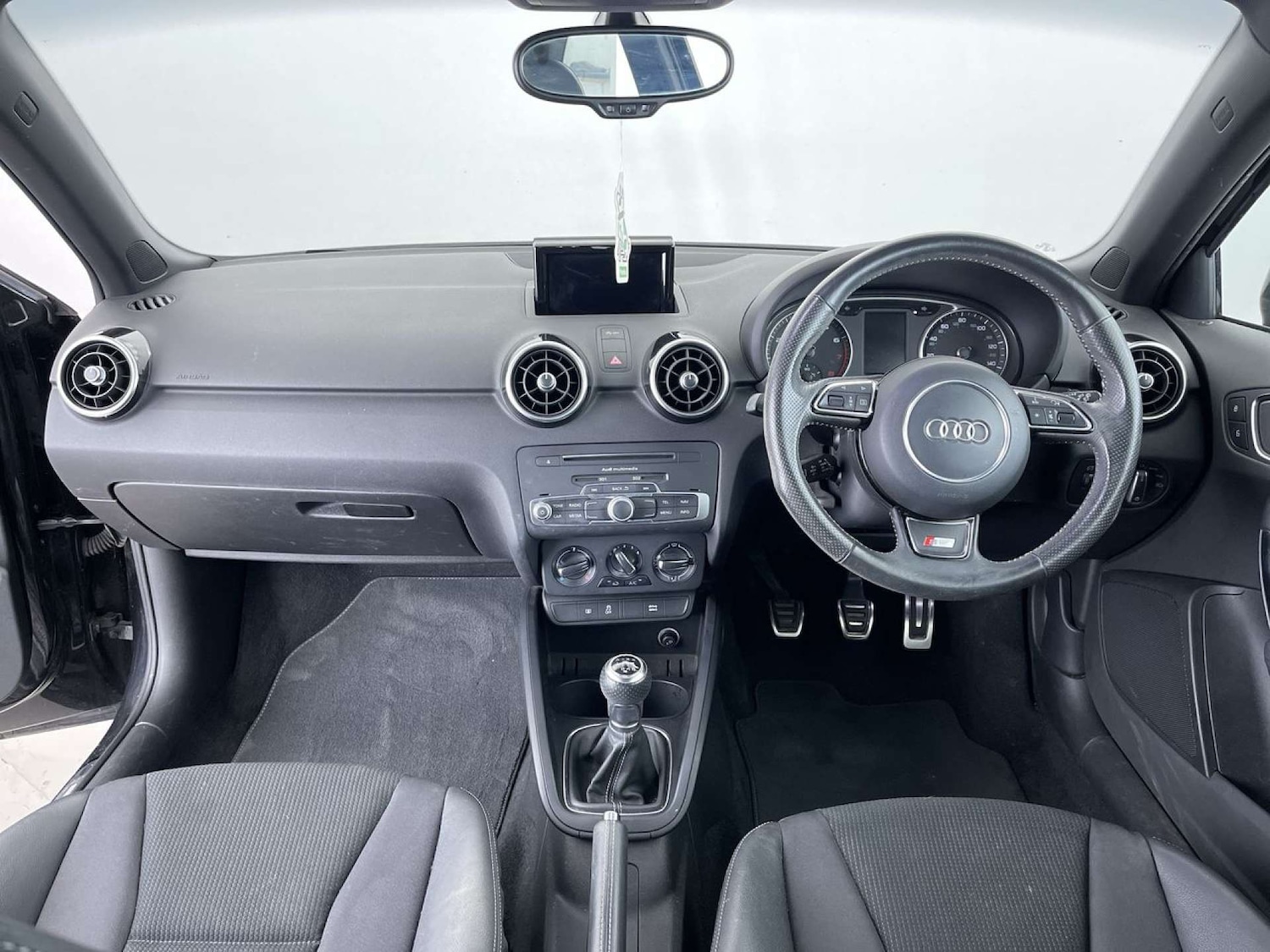 Used Audi A1 2017 for sale - 76056639: Photo 8