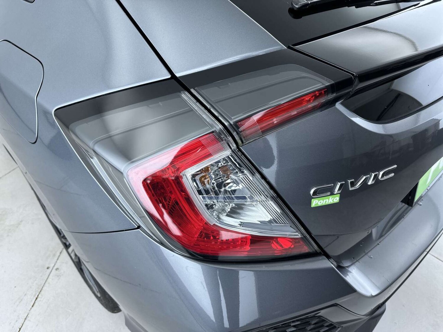 Used Honda Civic 2018 for sale - 77276730: Photo 20