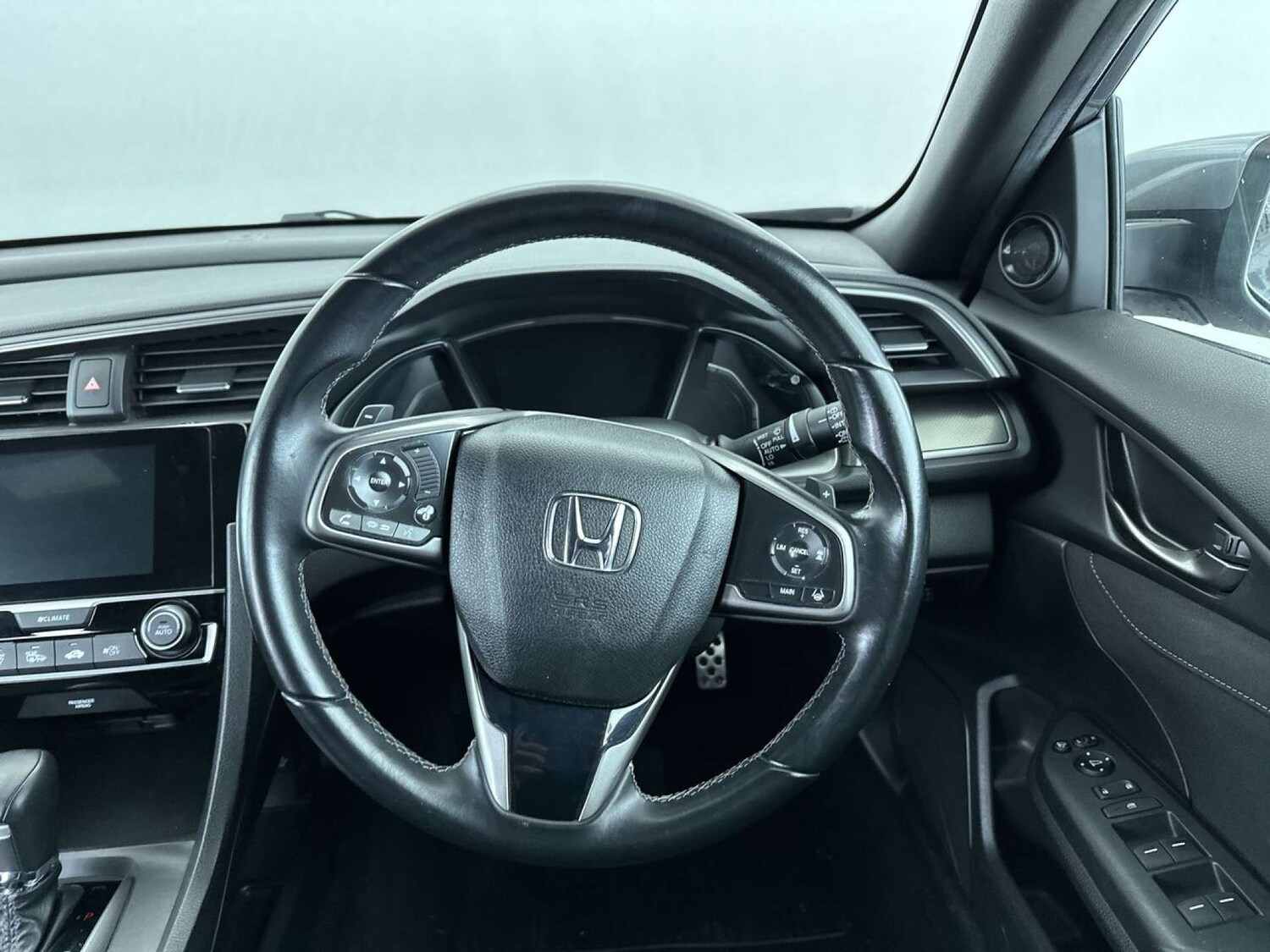 Used Honda Civic 2018 for sale - 77276730: Photo 36