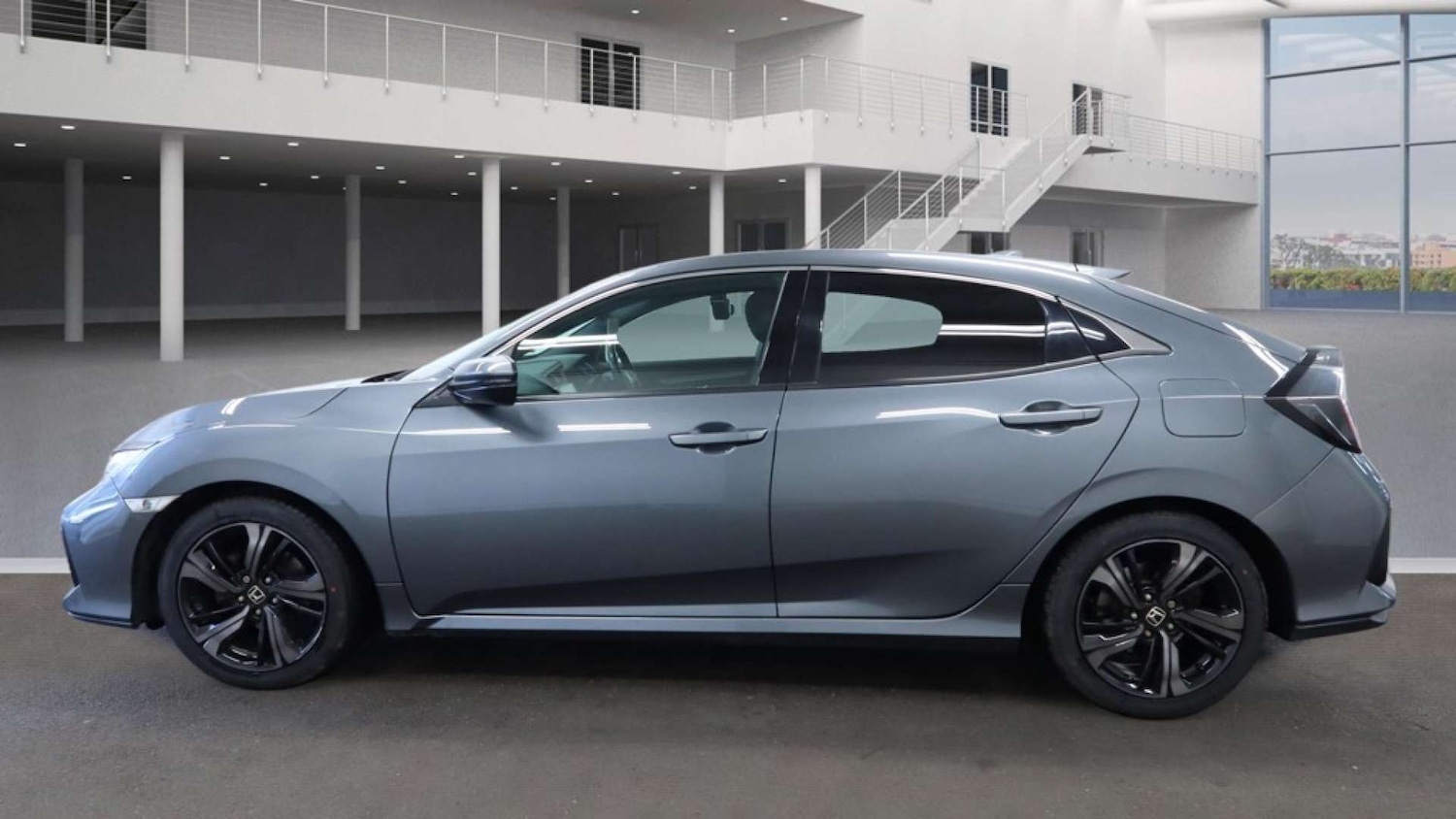 Used Honda Civic 2018 for sale - 77276730: Photo 6