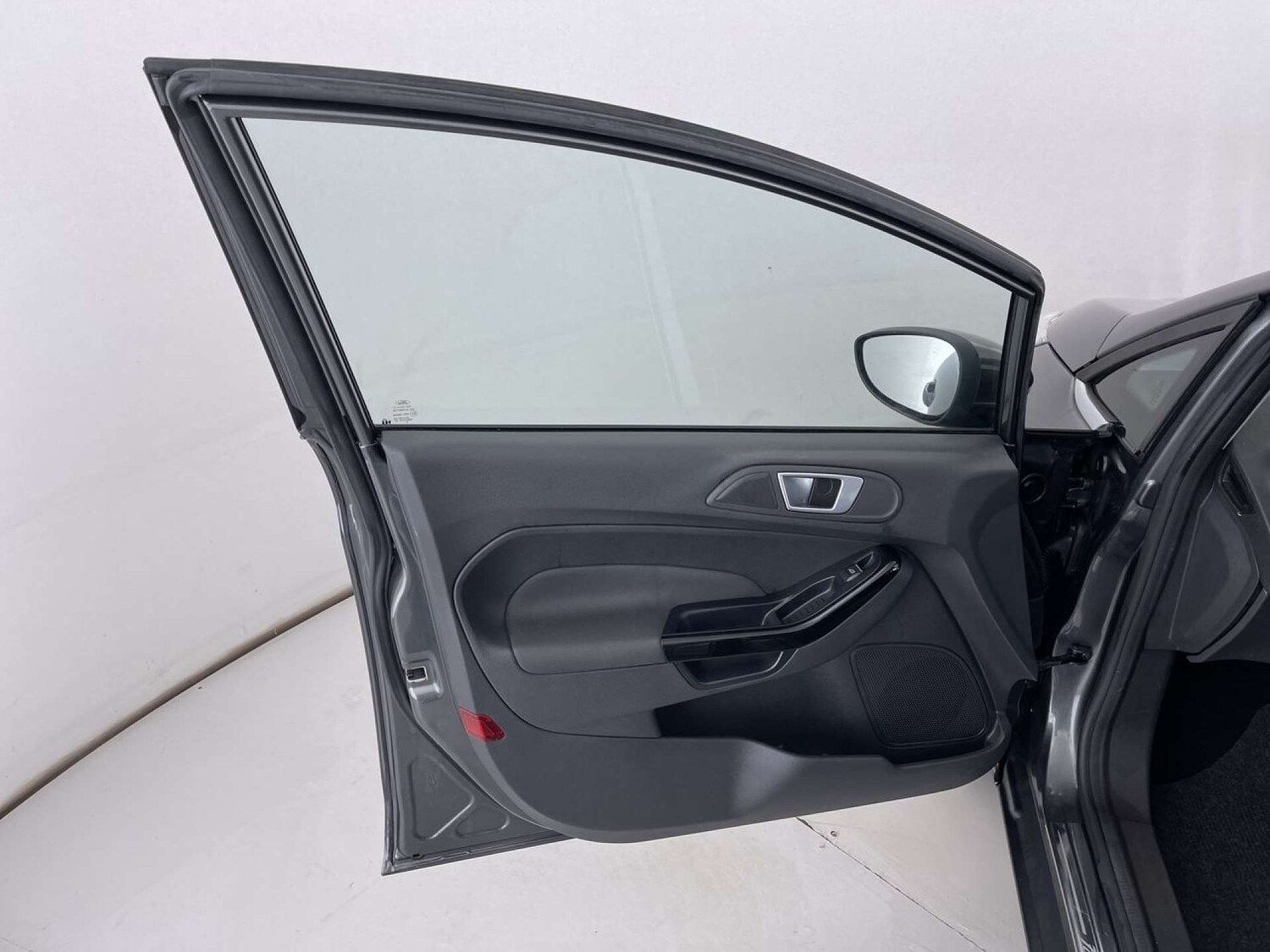 Used Ford Fiesta 2017 for sale - 78111261: Photo 27