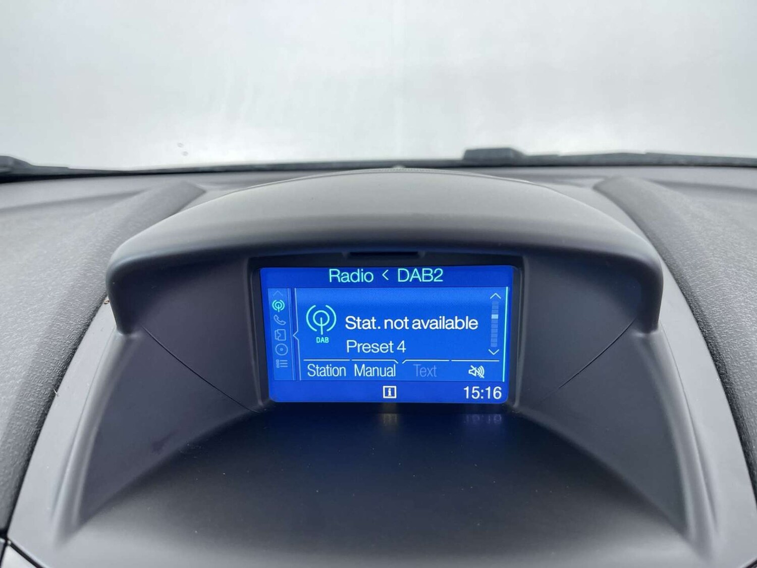 Used Ford Fiesta 2017 for sale - 78111261: Photo 41