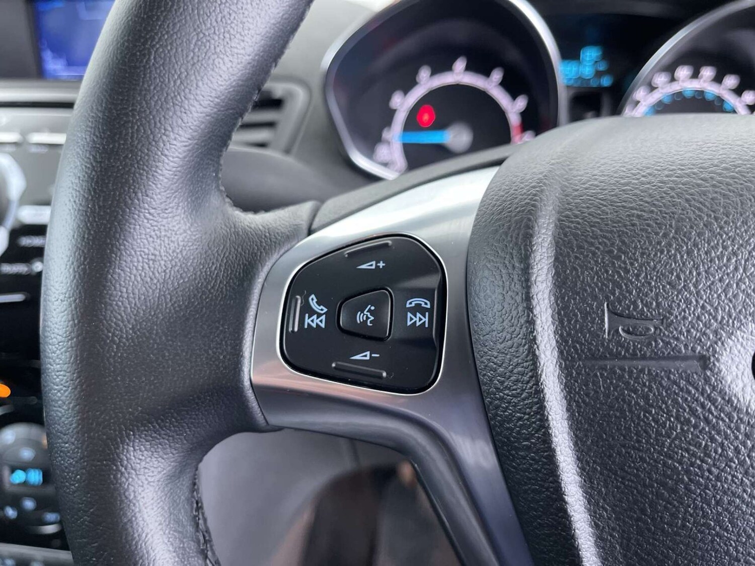 Used Ford Fiesta 2017 for sale - 78111261: Photo 53