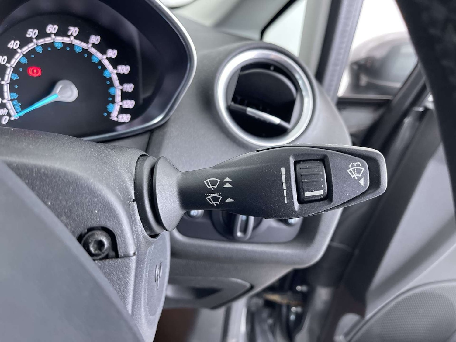 Used Ford Fiesta 2017 for sale - 78111261: Photo 56