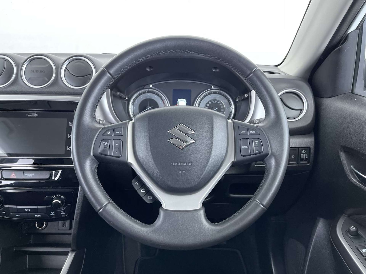 Used Suzuki Vitara 2019 for sale - 77297296: Photo 36