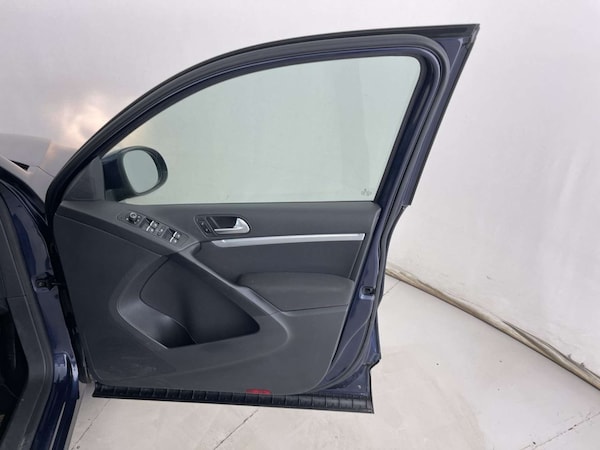 Used Volkswagen Tiguan 2016 for sale - 76127570: Photo 29