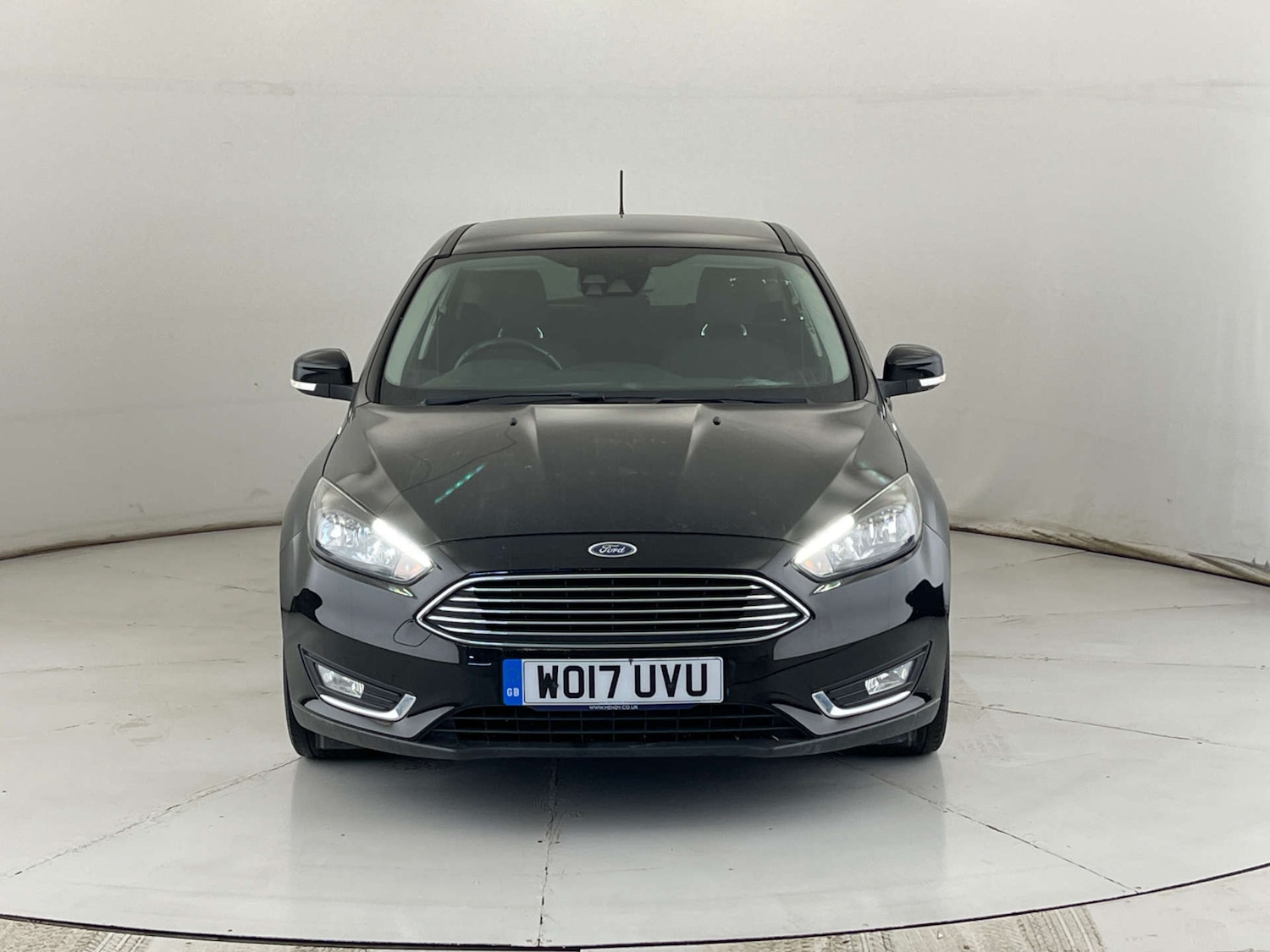 Used Ford Focus 2017 for sale - 76182690: Photo 2