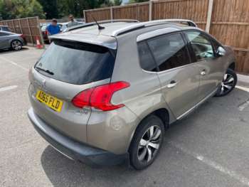 Used Peugeot 2008 2015 for sale - 75253803: Photo