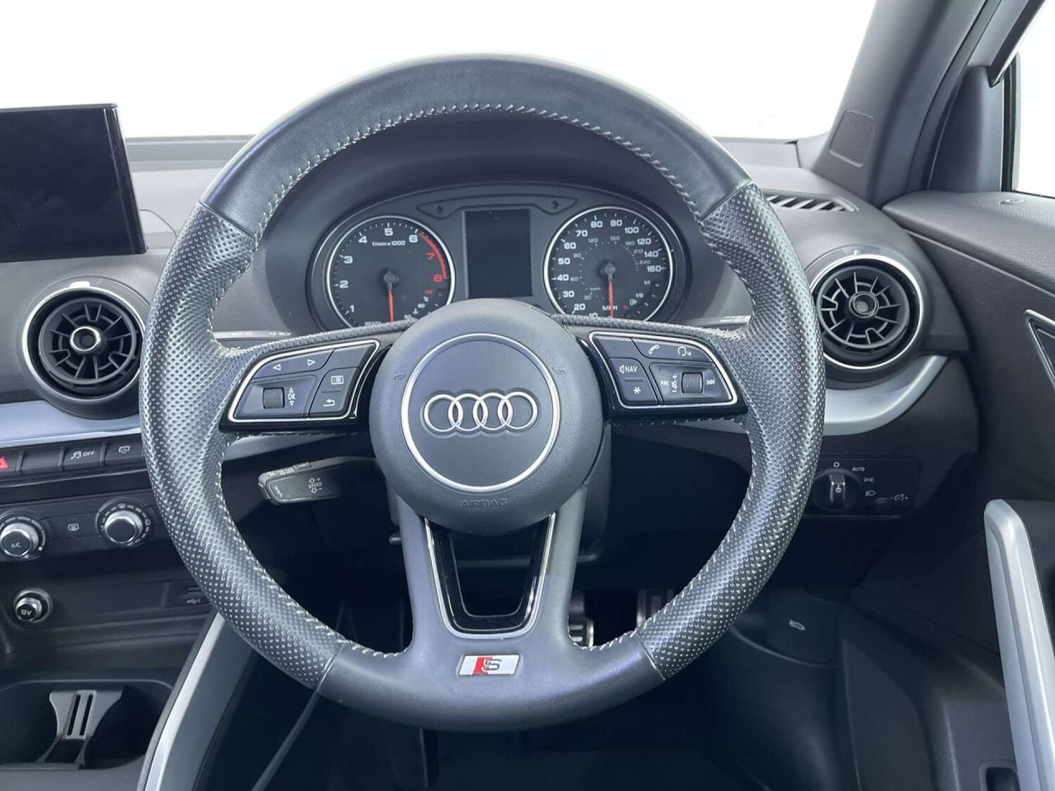 Used Audi Q2 2019 for sale - 77271542: Photo 36