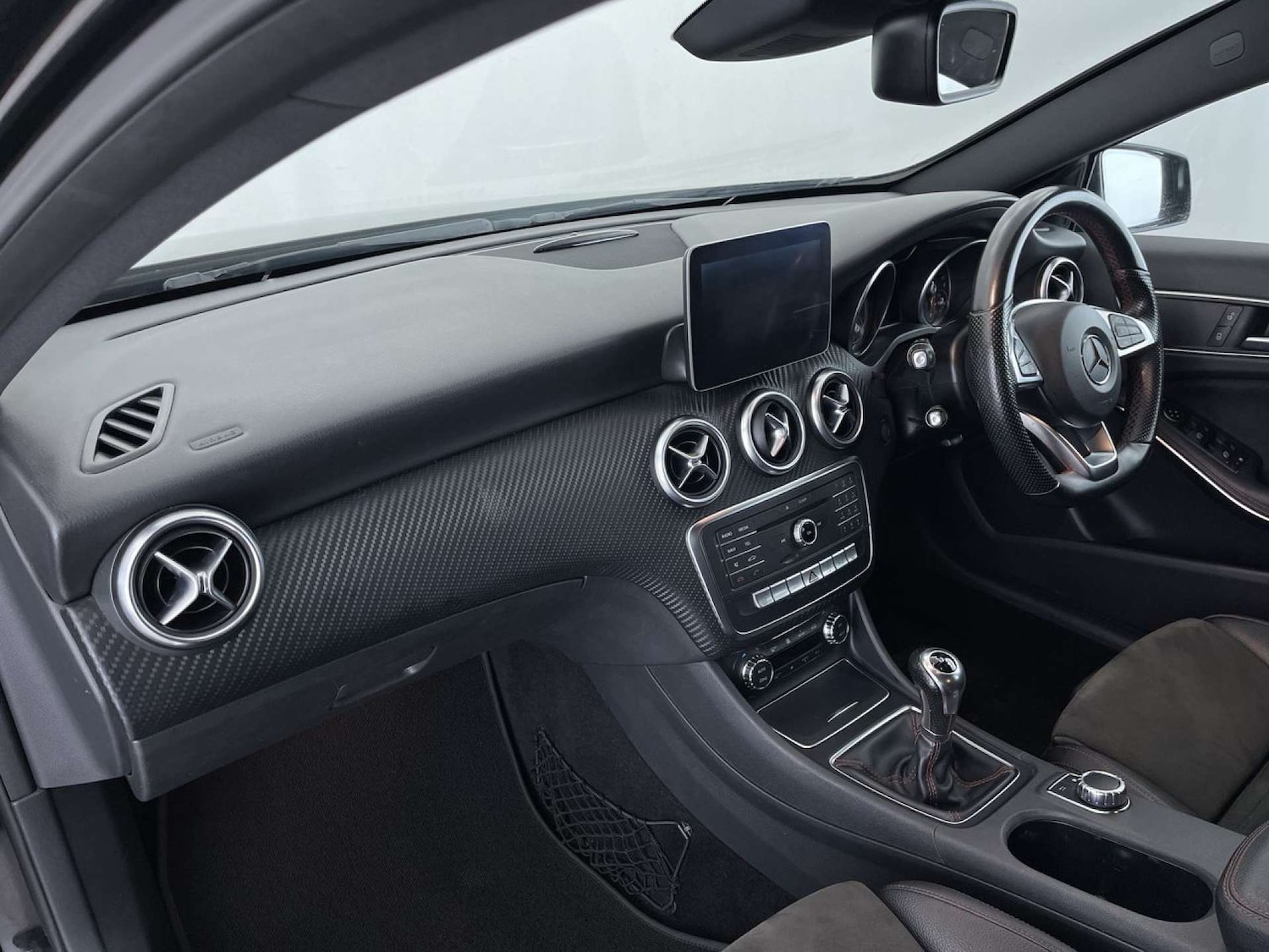 Used Mercedes-Benz A-Class 2016 for sale - 76961775: Photo 32