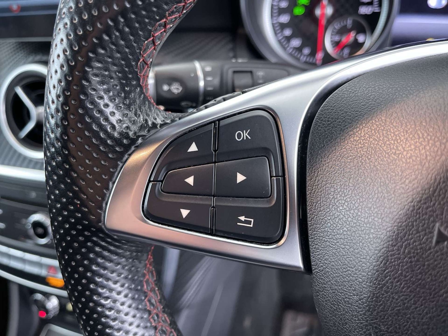 Used Mercedes-Benz A-Class 2016 for sale - 76961775: Photo 50