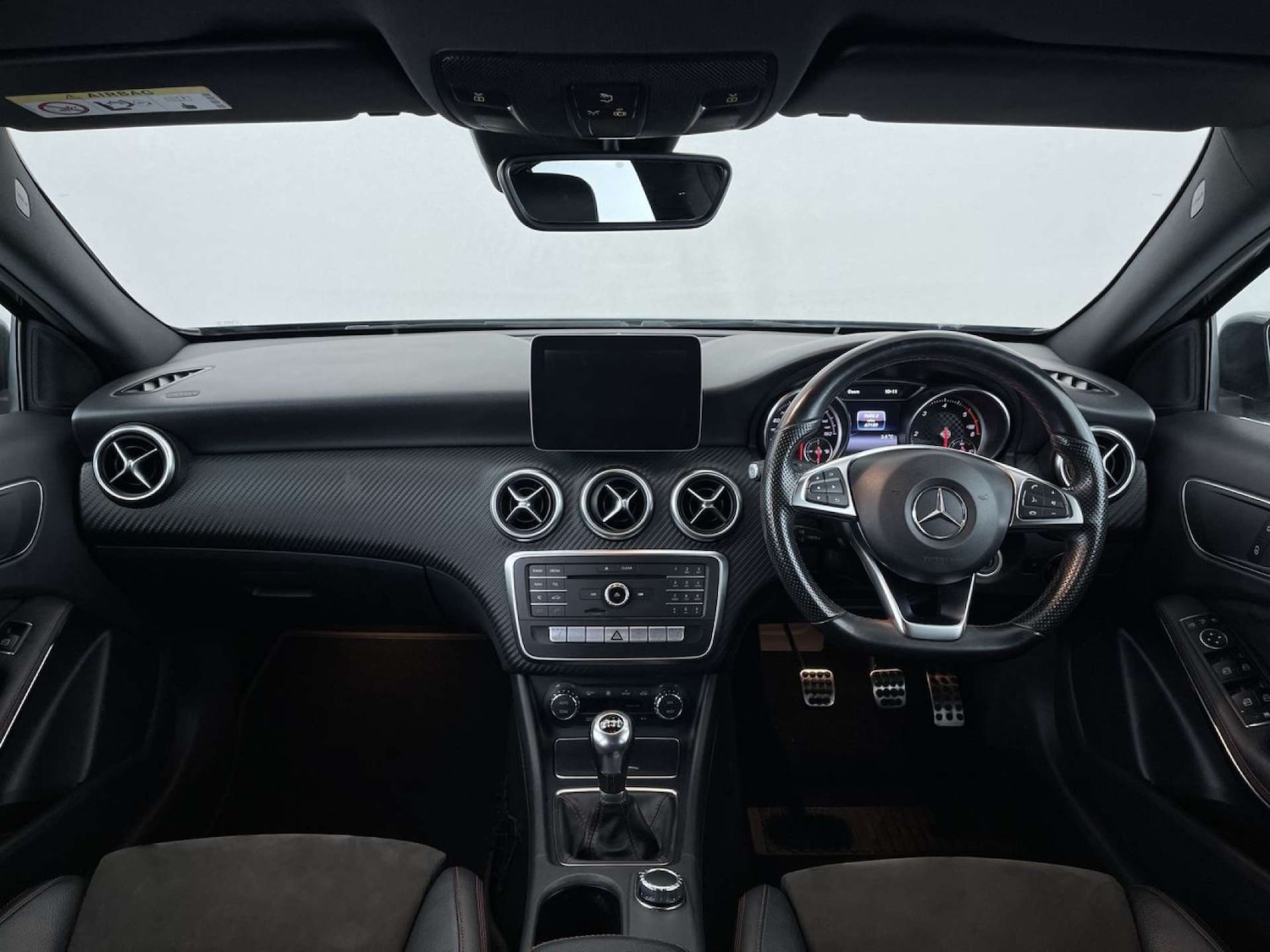 Used Mercedes-Benz A-Class 2016 for sale - 76961775: Photo 8