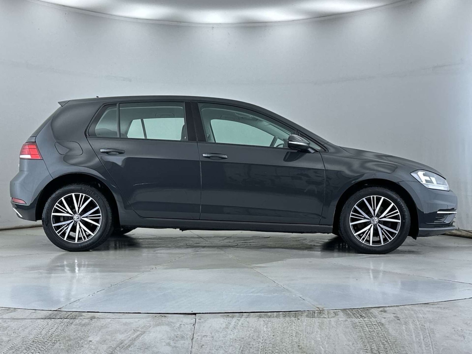 Used Volkswagen Golf 2017 for sale - 77542717: Photo 15