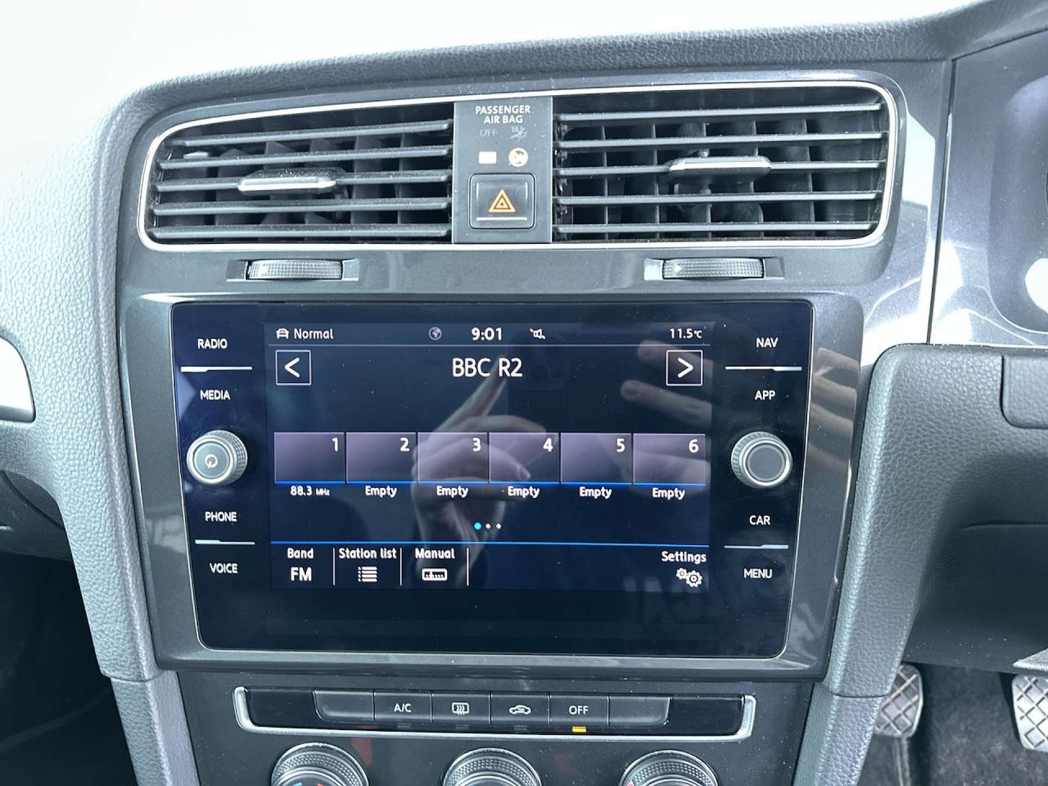 Used Volkswagen Golf 2017 for sale - 77542717: Photo 41