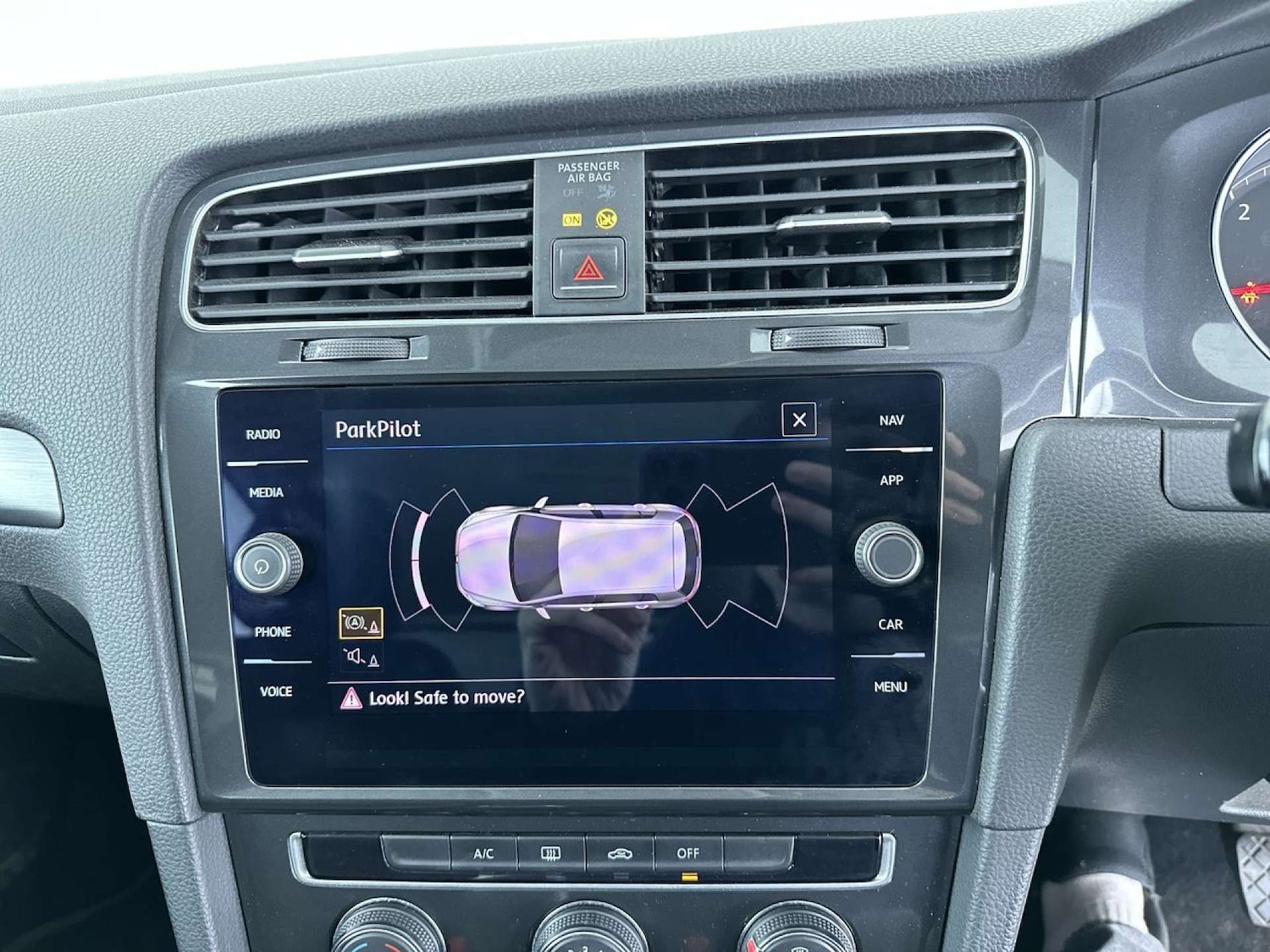 Used Volkswagen Golf 2017 for sale - 77542717: Photo 43