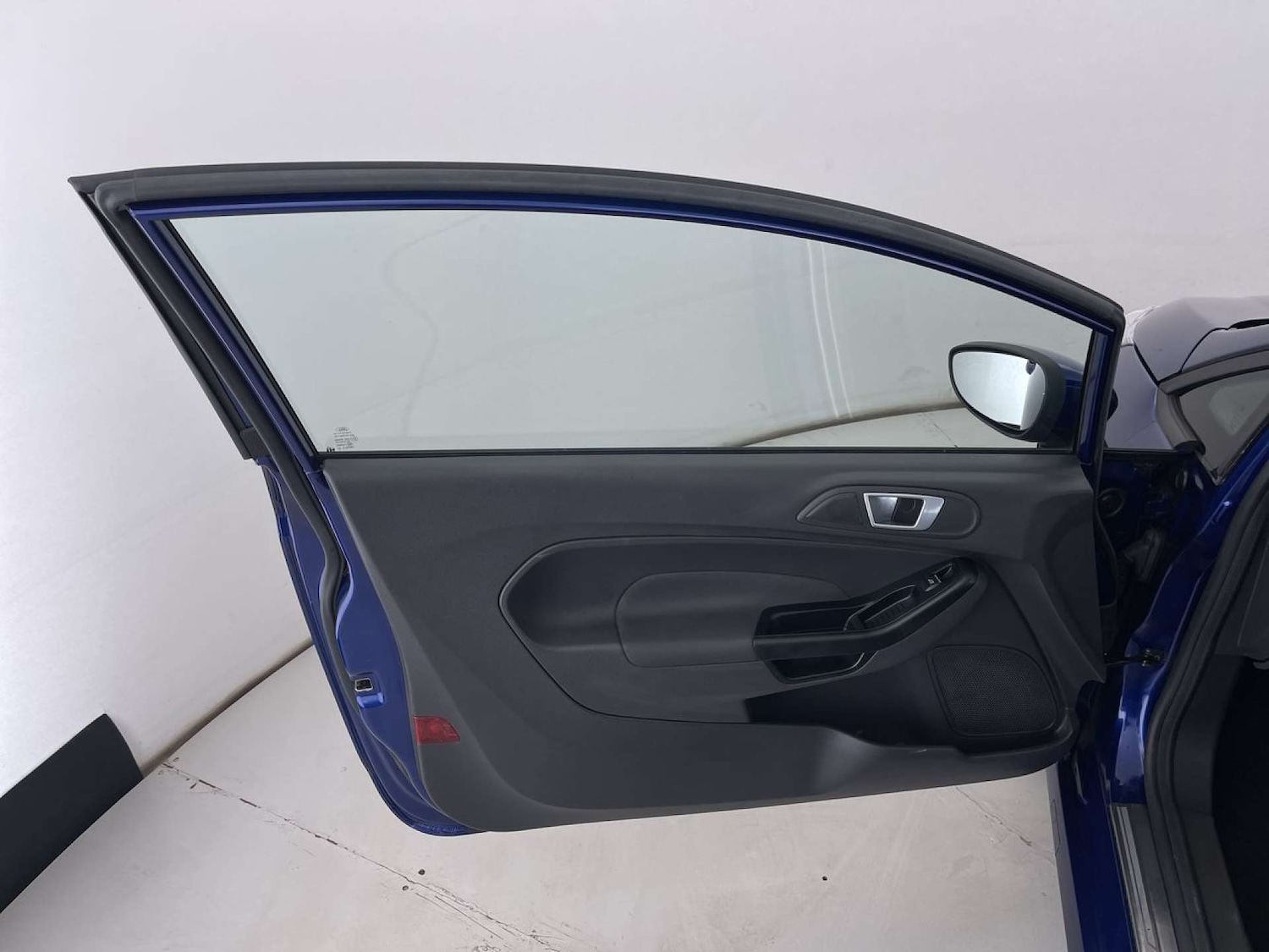 Used Ford Fiesta 2017 for sale - 76509320: Photo 27