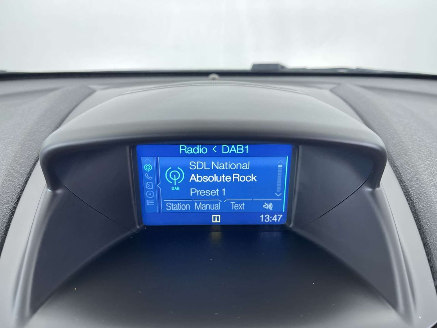 Used Ford Fiesta 2017 for sale - 76509320: Photo 39