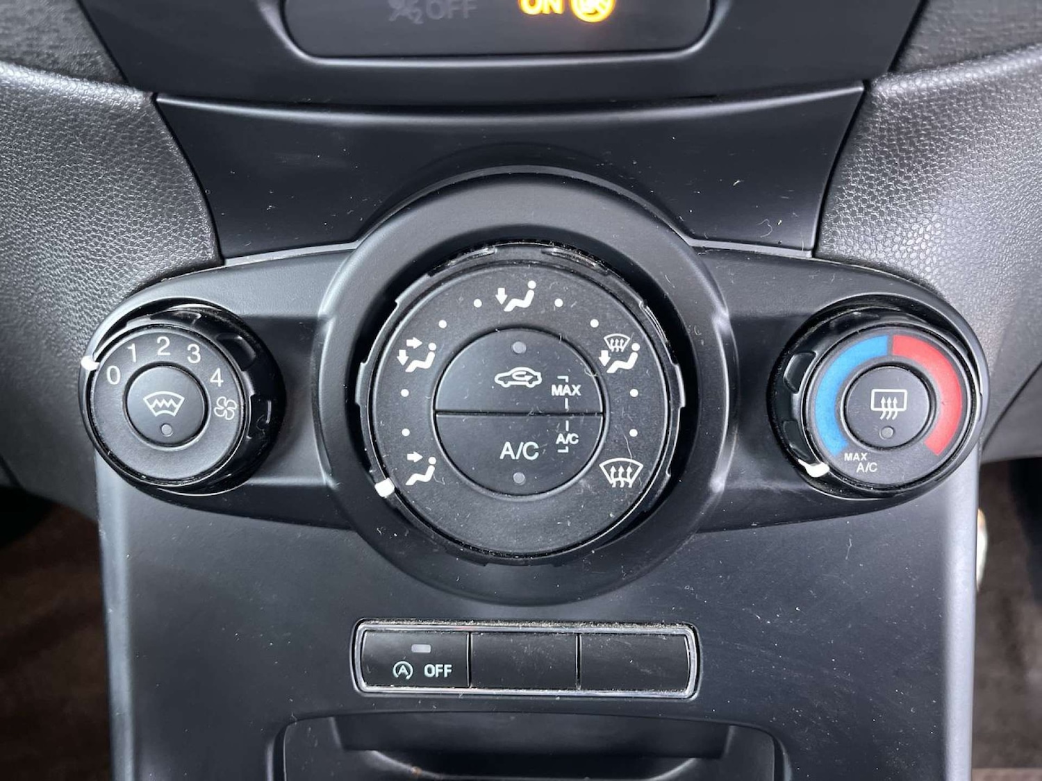 Used Ford Fiesta 2017 for sale - 76509320: Photo 42