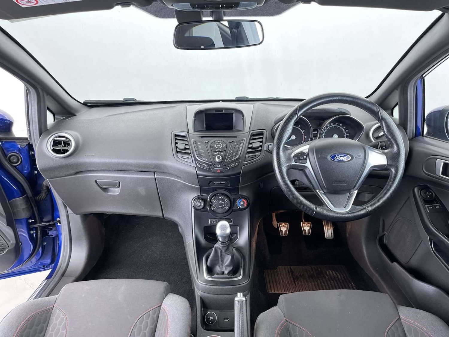 Used Ford Fiesta 2017 for sale - 76509320: Photo 8