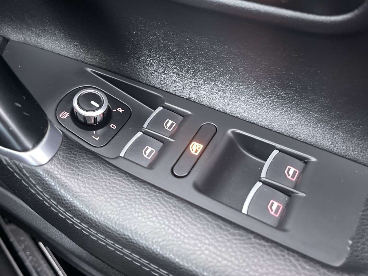 Used Volkswagen CC 2015 for sale - 77562678: Photo 50