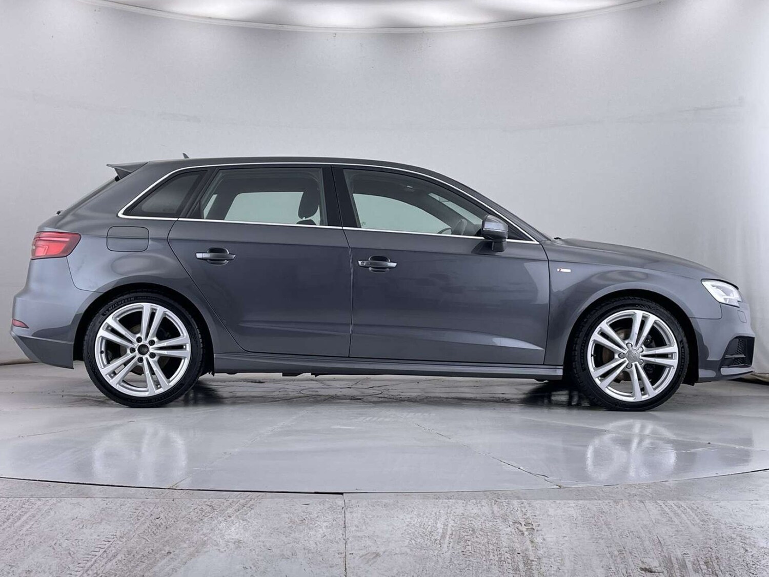 Used Audi A3 2017 for sale - 76961782: Photo 15