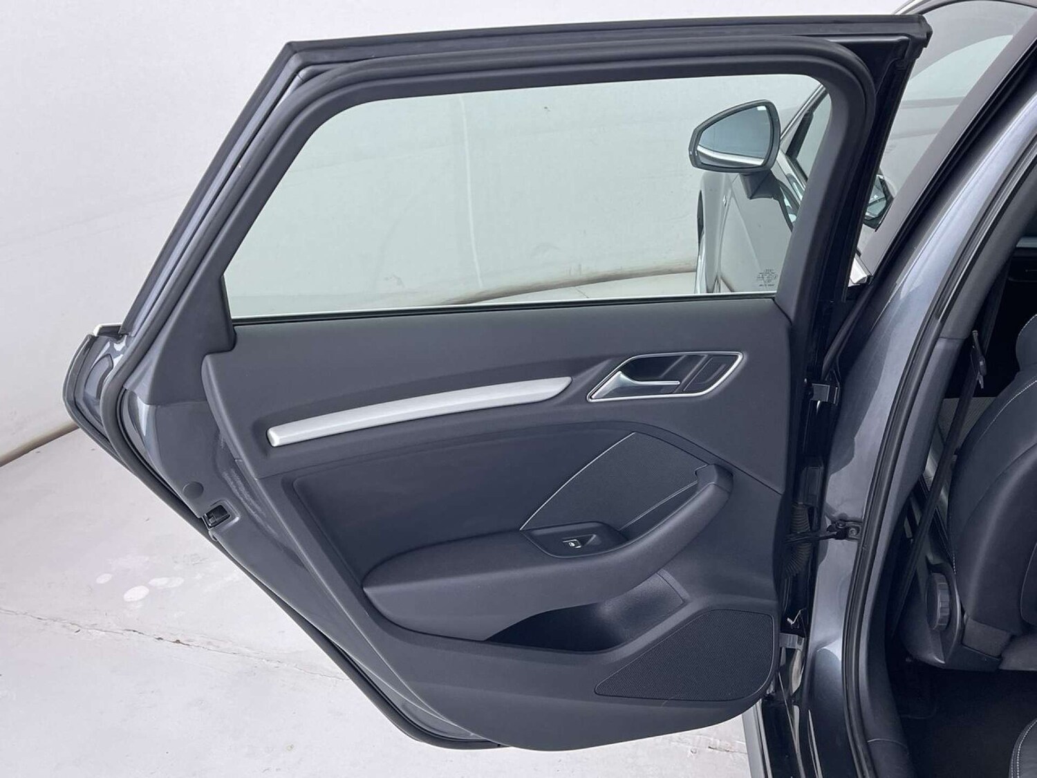 Used Audi A3 2017 for sale - 76961782: Photo 28