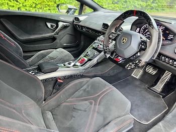 Used Lamborghini Huracan 2018 for sale - 78335422: Photo