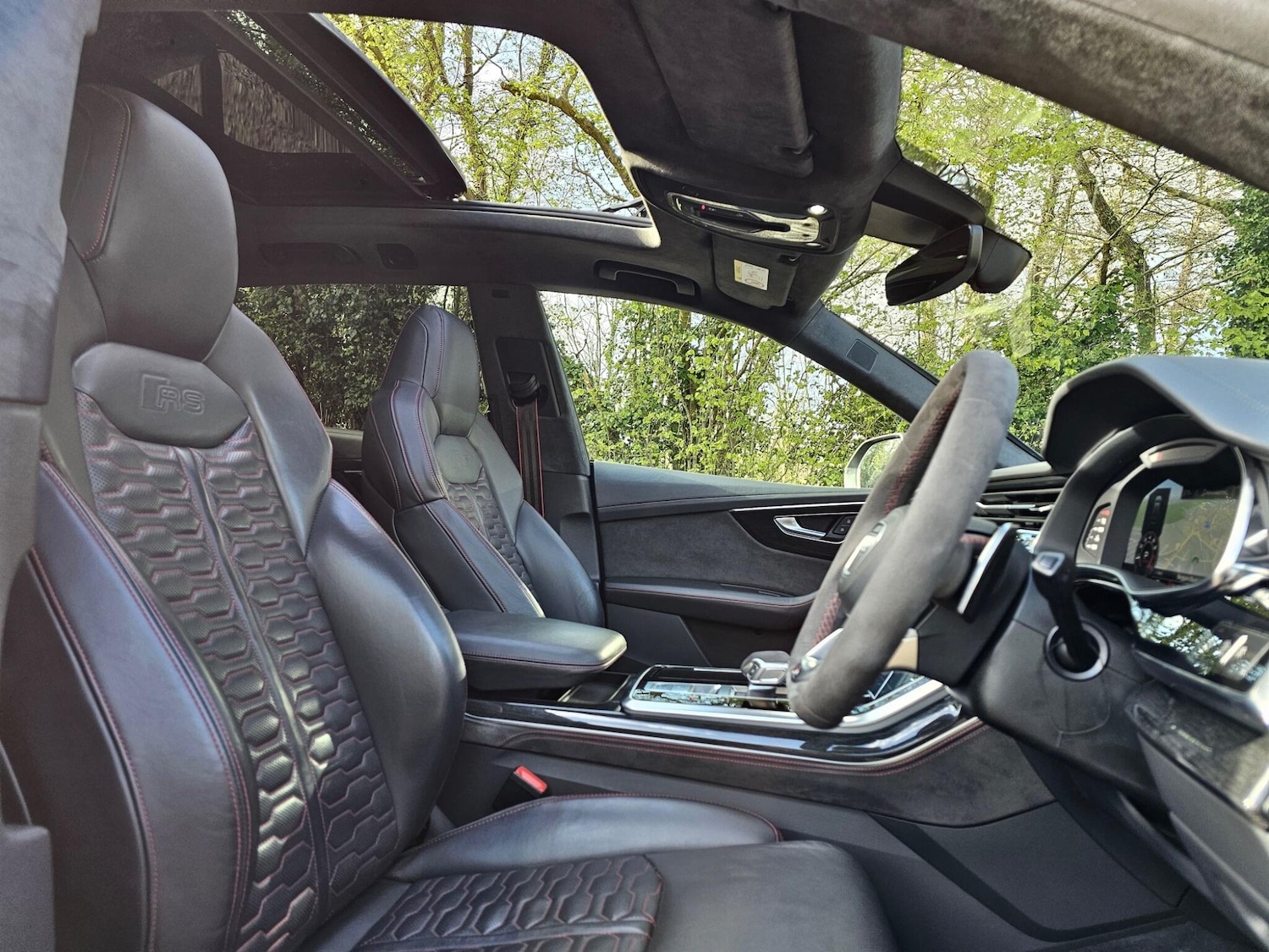 Used Audi RS Q8 2020 for sale - 78062568: Photo 2