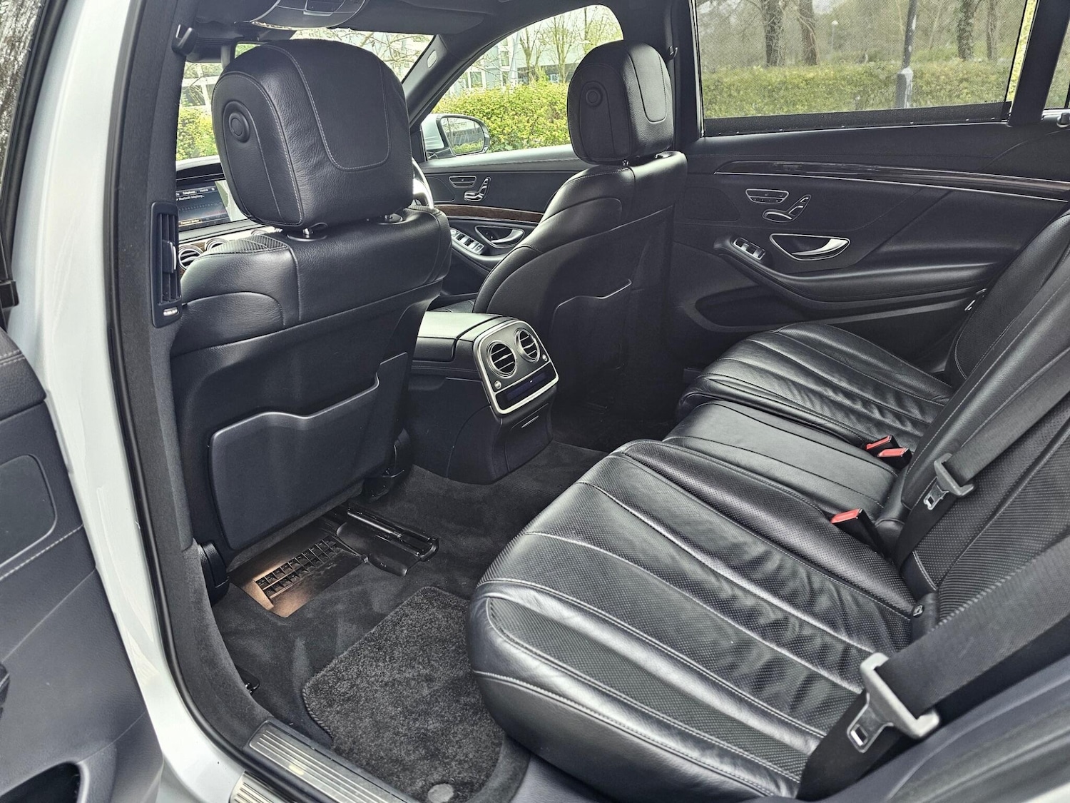 Used Mercedes-Benz S Class for sale - 77497066: Photo 2