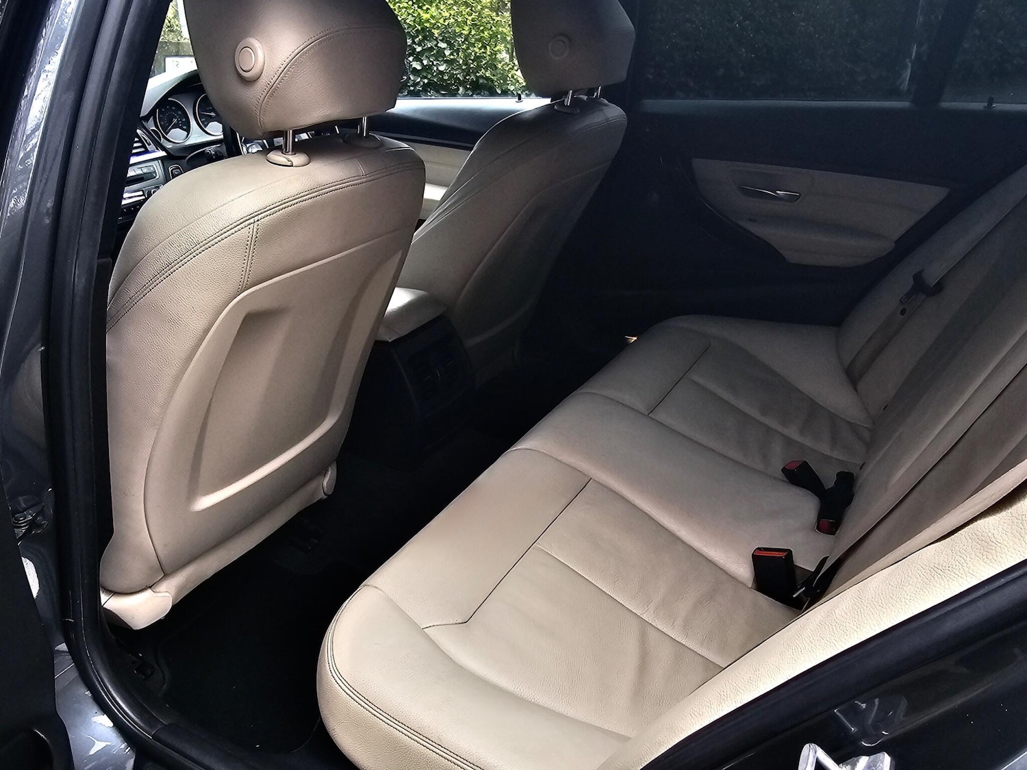 Used BMW 3 Series 2015 for sale - 77611780: Photo 10