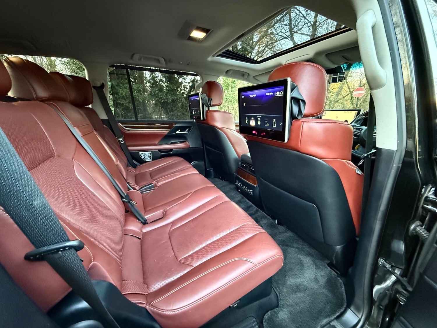 Used Lexus LX for sale - 77496993: Photo 2