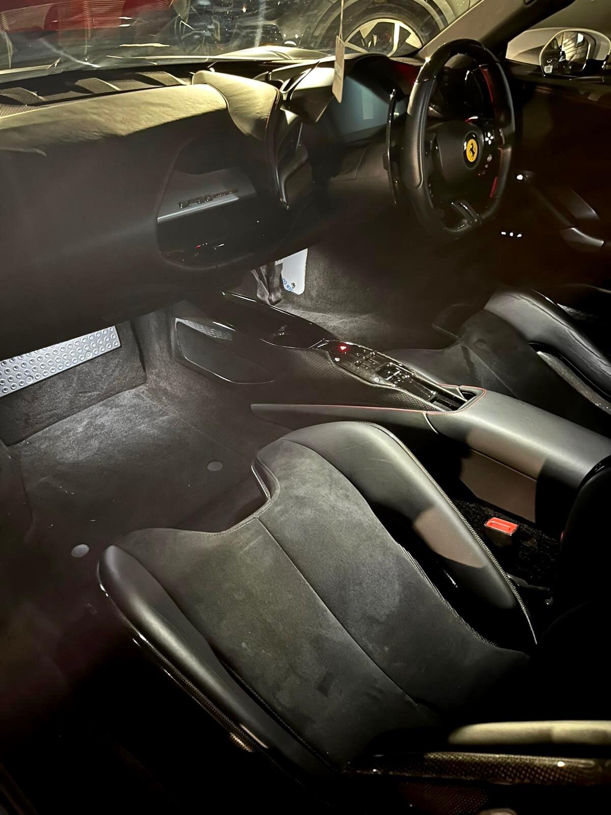 Used Ferrari SF90 Stradale 2021 for sale - 78204577: Photo 7