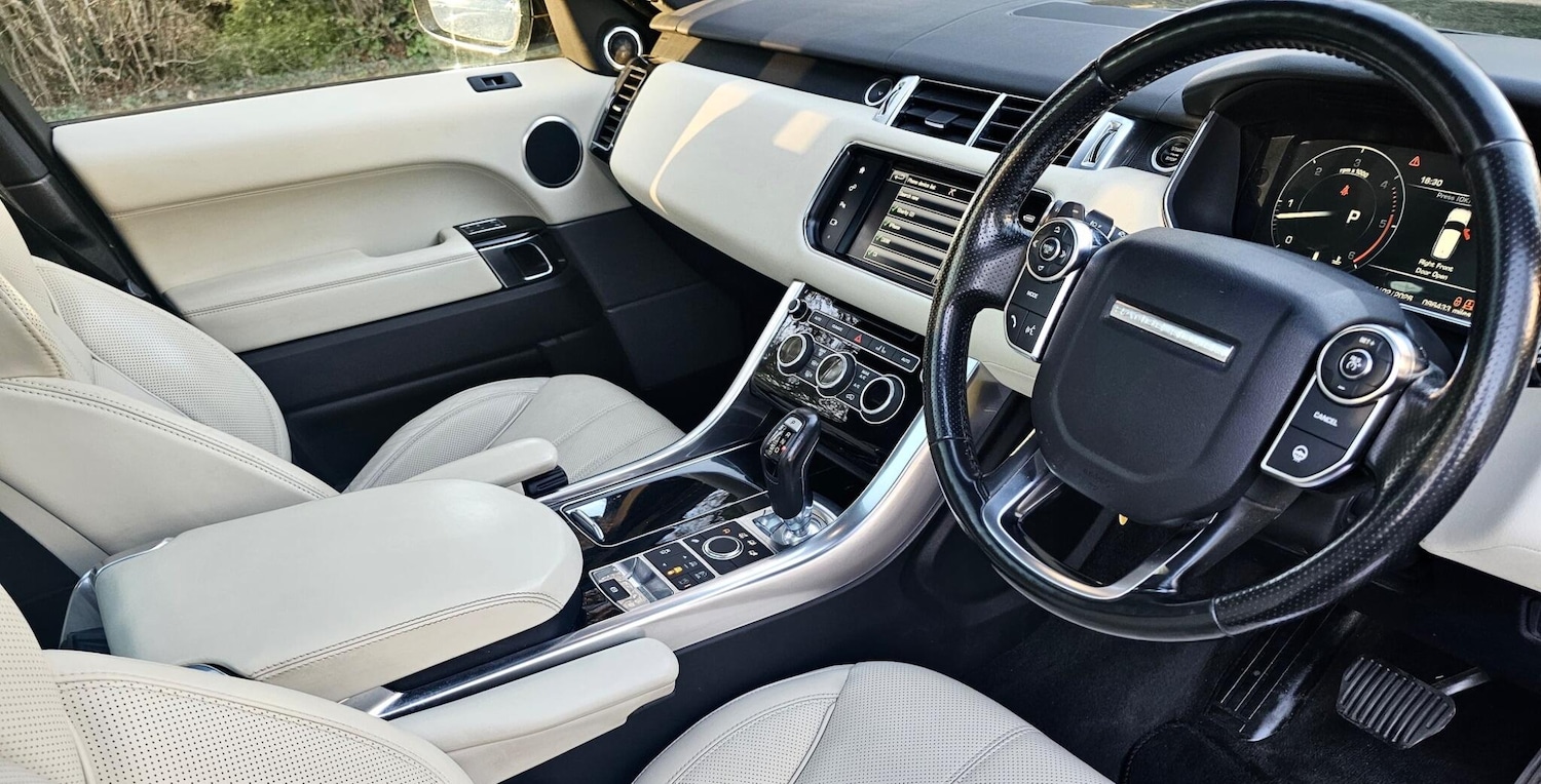 Used Land Rover Range Rover Sport 2015 for sale - 77658365: Photo 4