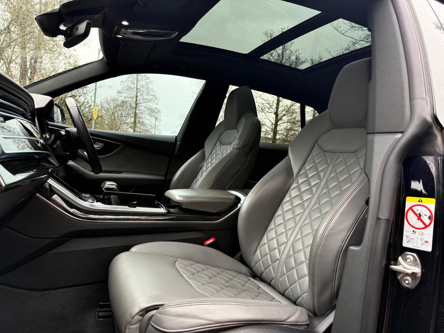 Used Audi Q8 2018 for sale - 77940048: Photo 12