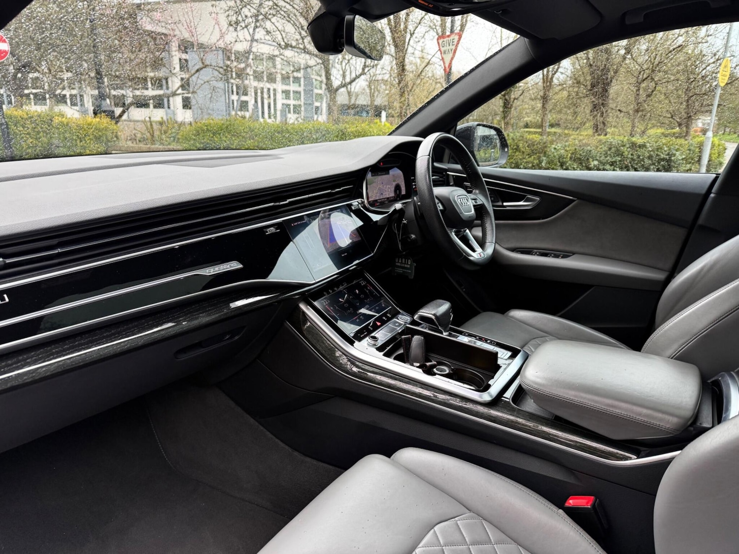 Used Audi Q8 2018 for sale - 77940048: Photo 14