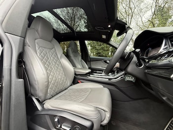 Used Audi Q8 2018 for sale - 77940048: Photo