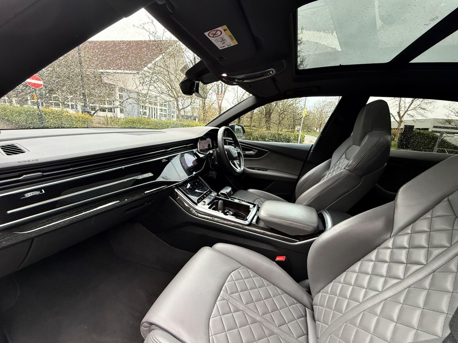 Used Audi Q8 2018 for sale - 77940048: Photo 8