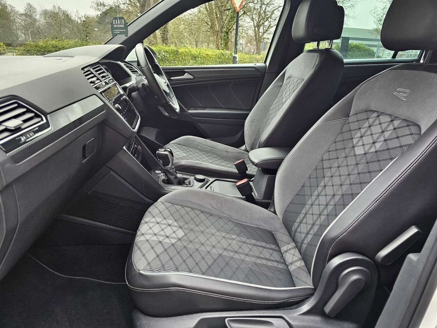 Used Volkswagen Tiguan for sale - 77824221: Photo 8