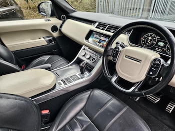 Used Land Rover Range Rover Sport 2017 for sale - 77682847: Photo