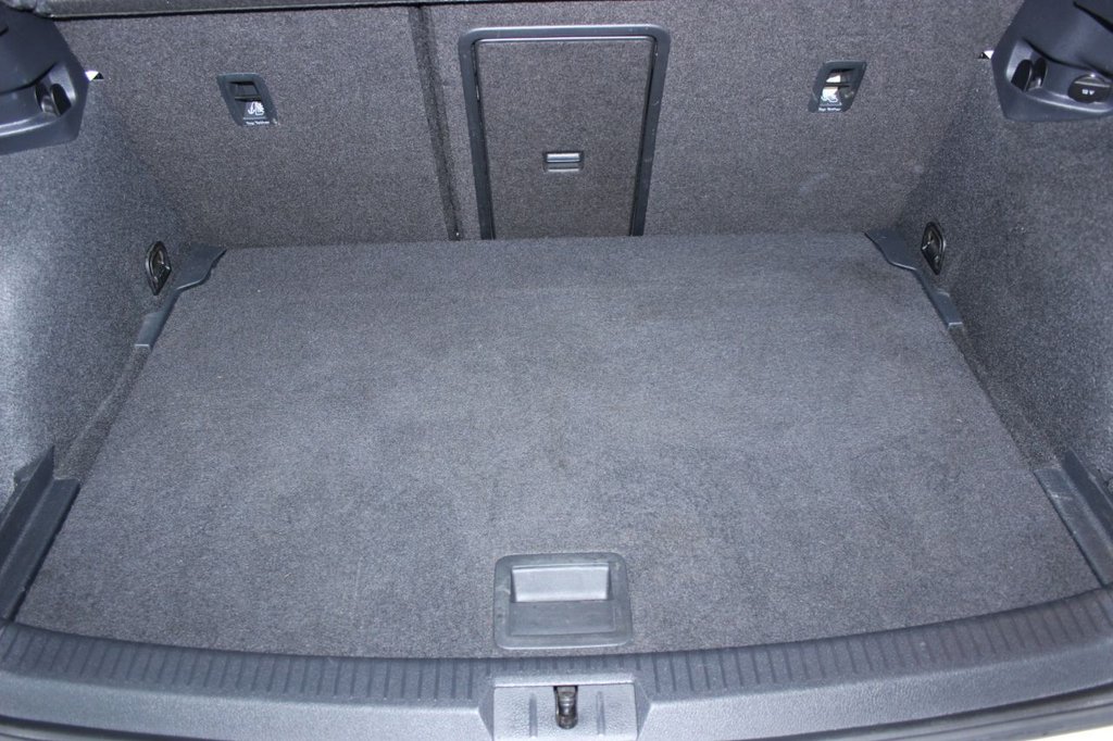 Used Volkswagen Golf 2019 for sale - 76228942: Photo 5