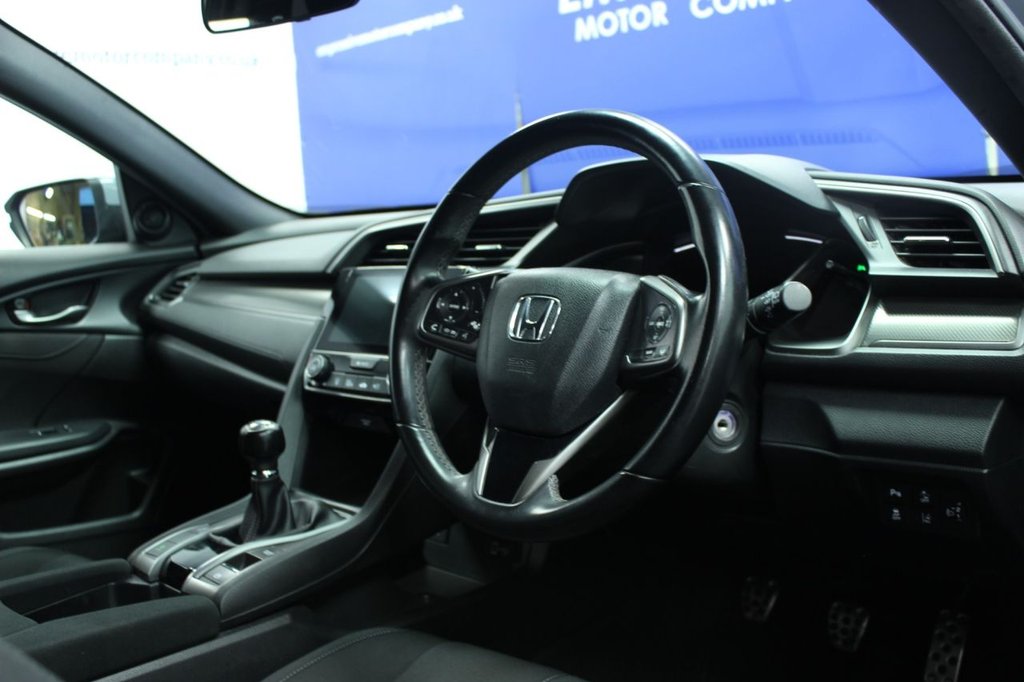 Used Honda Civic 2018 for sale - 77967160: Photo 6