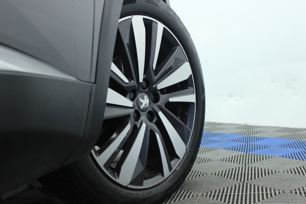 Used Peugeot 3008 2019 for sale - 77499253: Photo 2